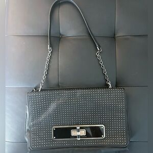 Pre-owned gorgeous DVF handbag (sample) in good condition
